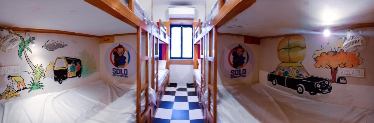 Hostel Solo Backpacker Bombaj Exteriér fotografie