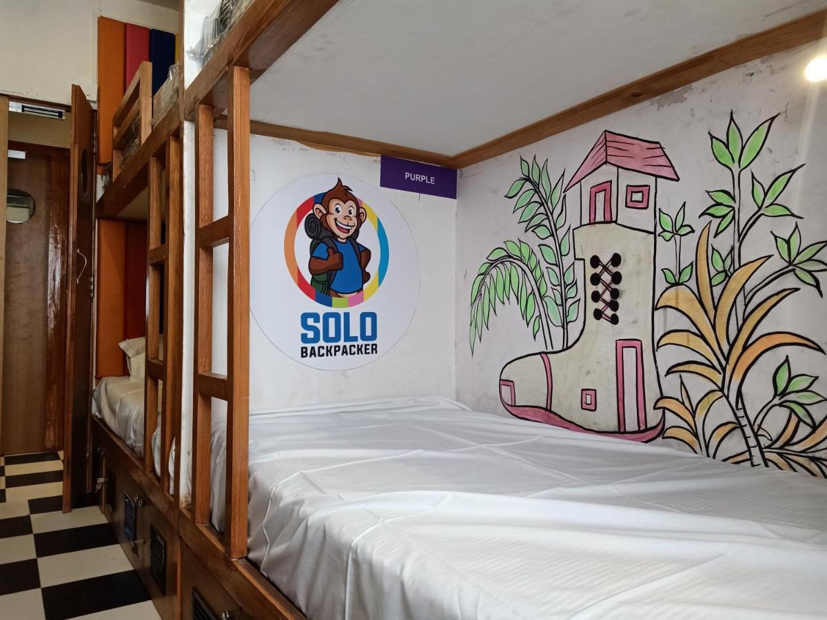 Hostel Solo Backpacker Bombaj Exteriér fotografie