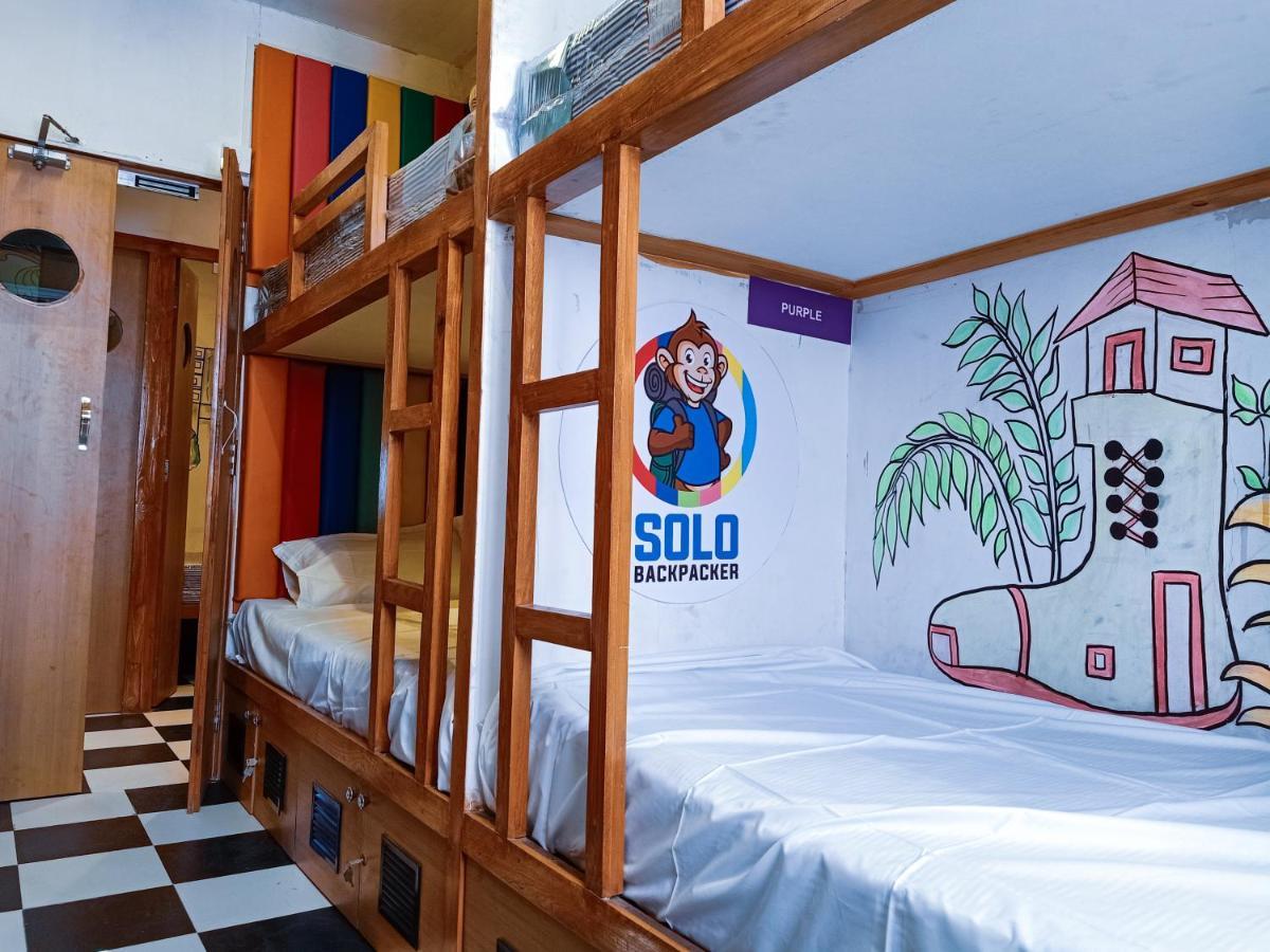 Hostel Solo Backpacker Bombaj Exteriér fotografie