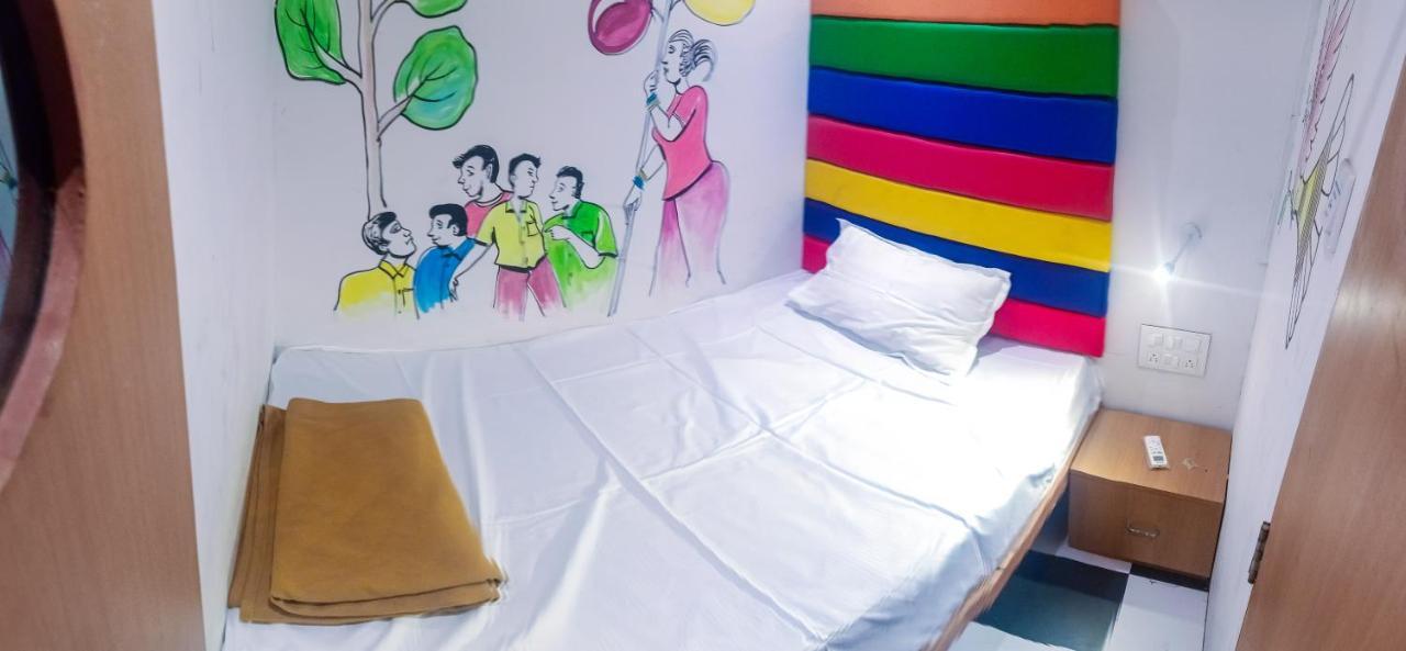 Hostel Solo Backpacker Bombaj Exteriér fotografie
